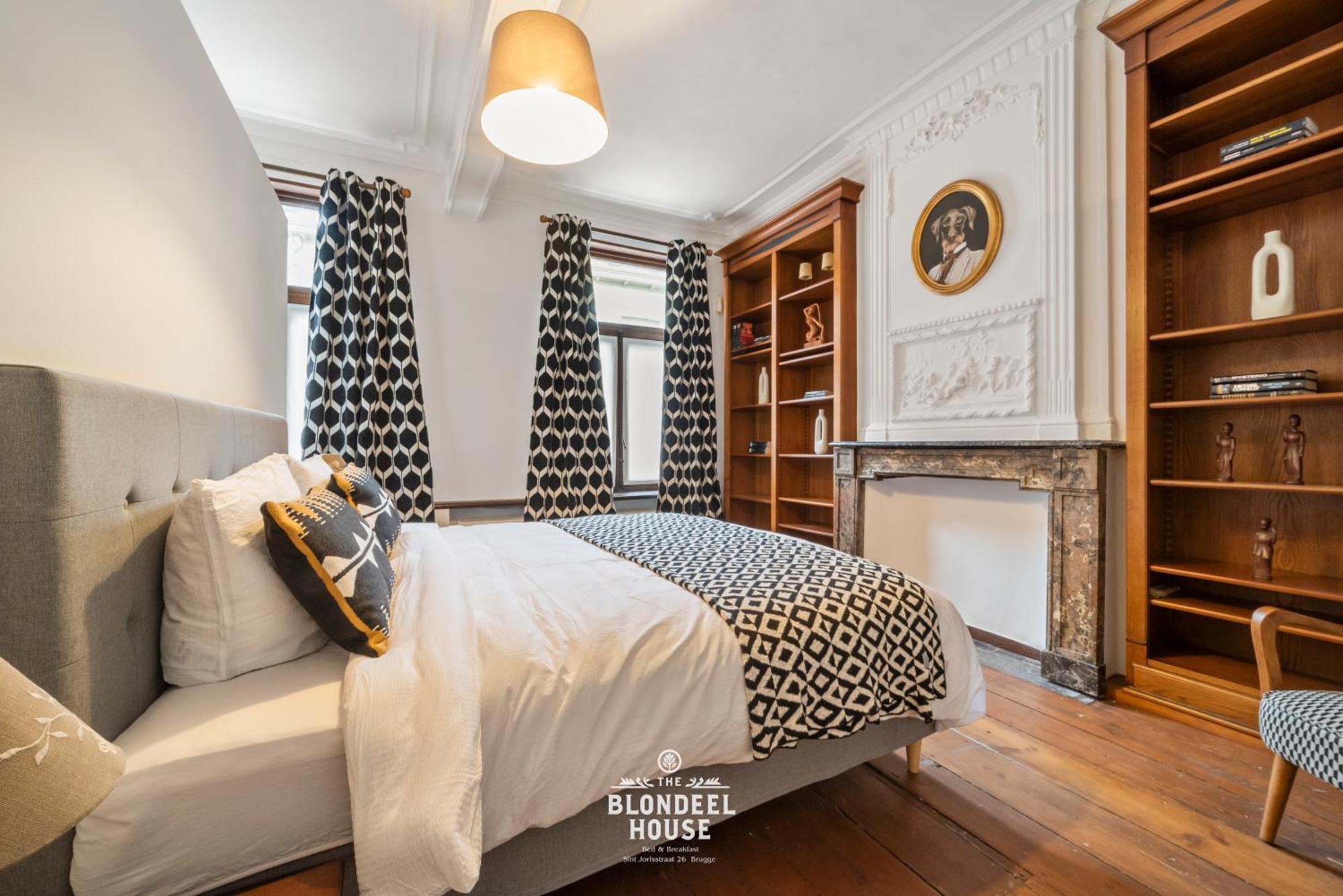The Blondeel House Center * Bruges