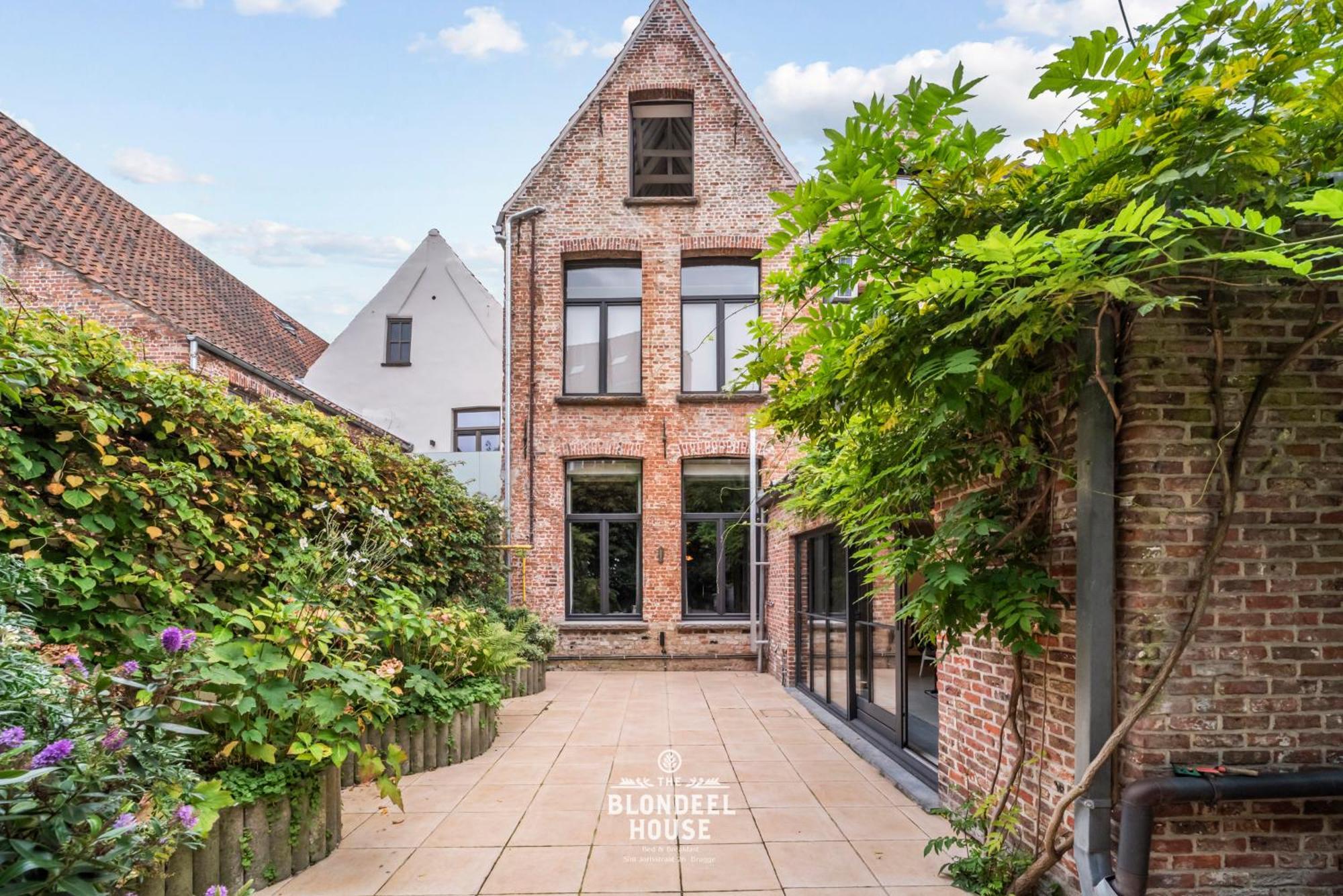 Bed & Breakfast The Blondeel House Center *